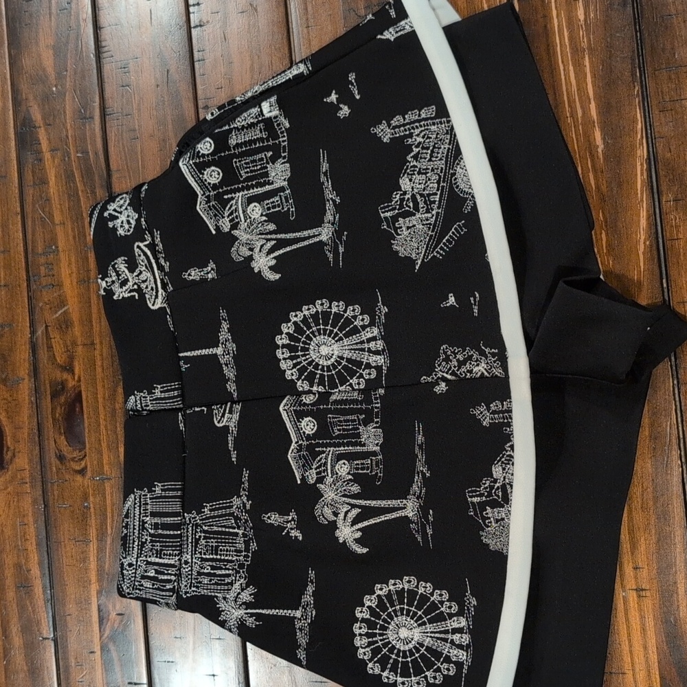 Maje Ipom Embroidered Shorts - Picture 8 of 10